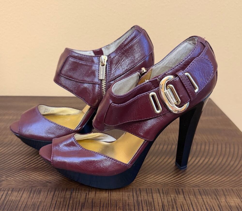 Michael Kors Burgundy Wine Leather Peep Toe Platform Heels 8M Vintage Stiletto